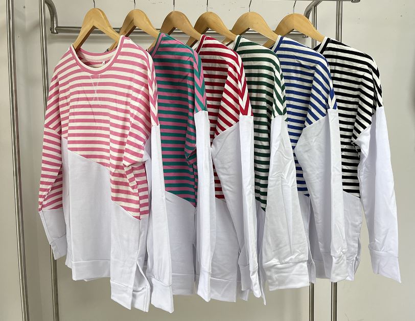 Autumn and winter new solid color round neck contrasting striped long sleeved sweatshirt jacket for women