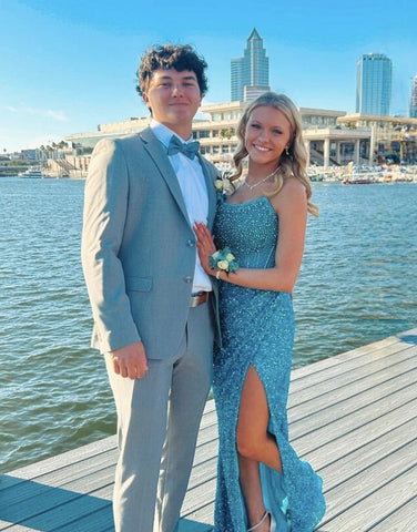 Charming Mermaid Scoop Neck Gold Sequins Slit Prom Dress