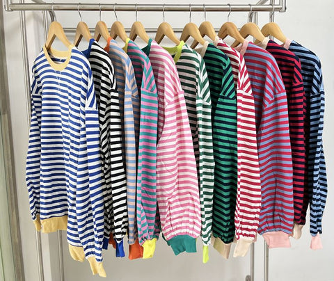 Autumn and winter striped round neck contrasting loose long sleeved sweatshirt jacket for women