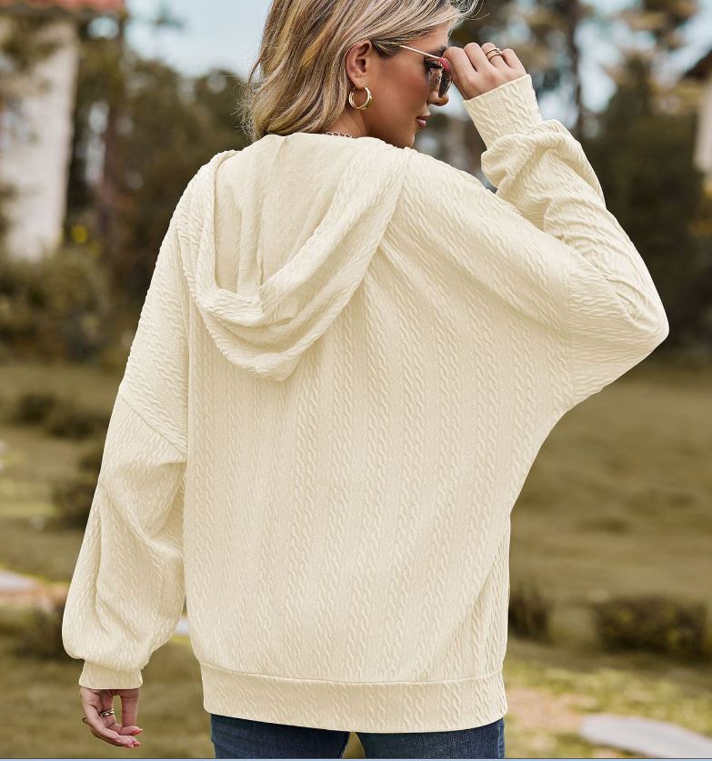 Autumn and winter new solid color pocket long sleeved loose hooded sweatshirt jacket