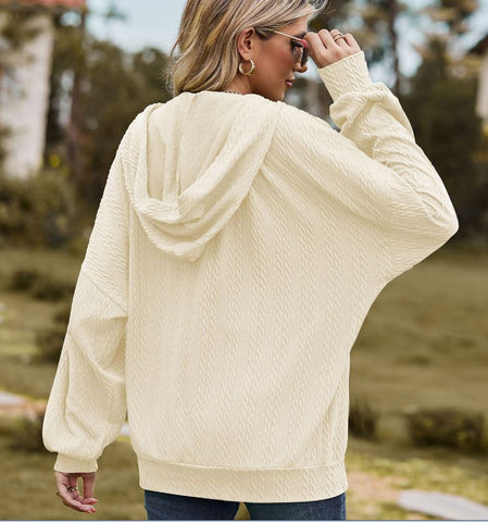 Autumn and winter new solid color pocket long sleeved loose hooded sweatshirt jacket