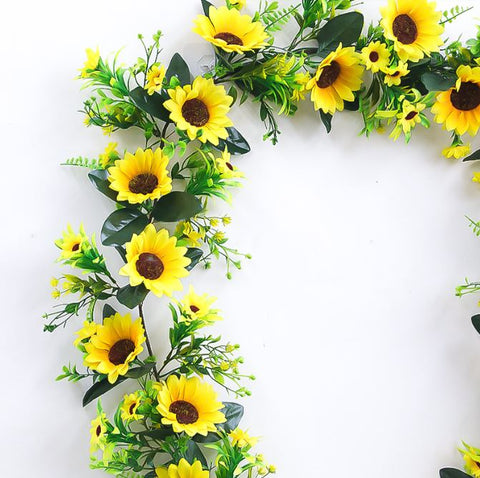 Simulated Sunflower Vine Christmas Wreath