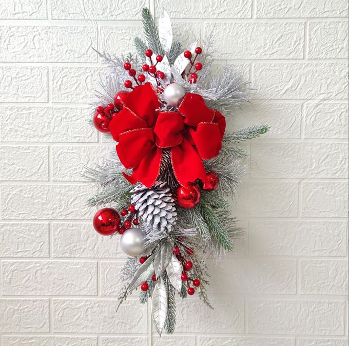 Staircase Christmas wreath