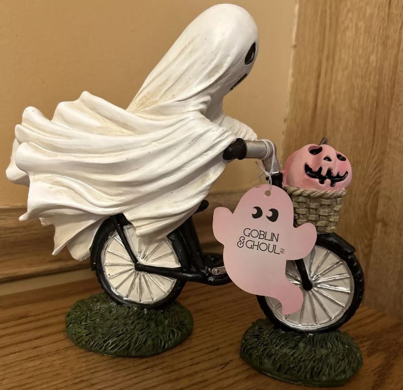 Halloween Ghosts and Pink Pumpkin Decorations
