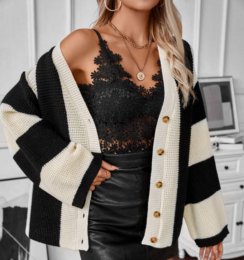 Autumn and Winter New Casual Loose Women's Knitted Shirt