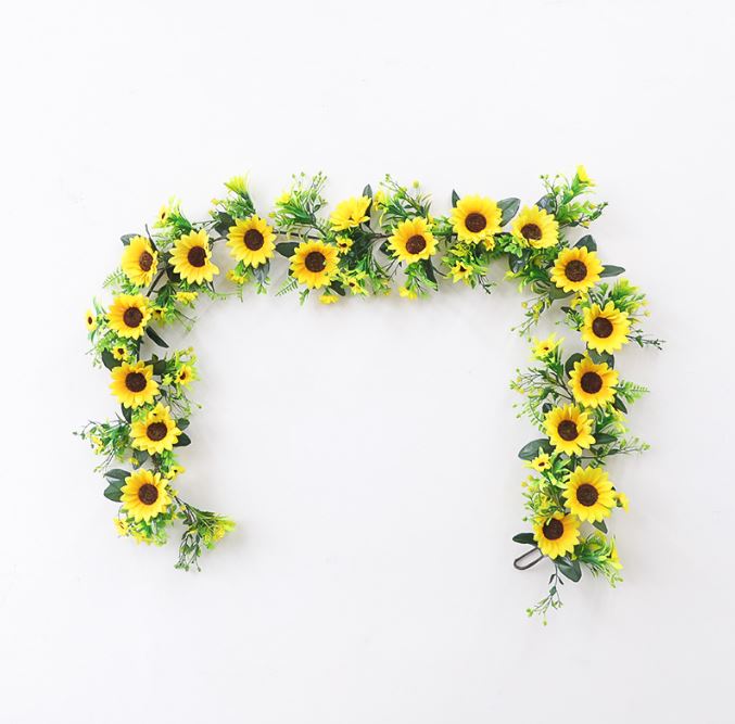 Simulated Sunflower Vine Christmas Wreath