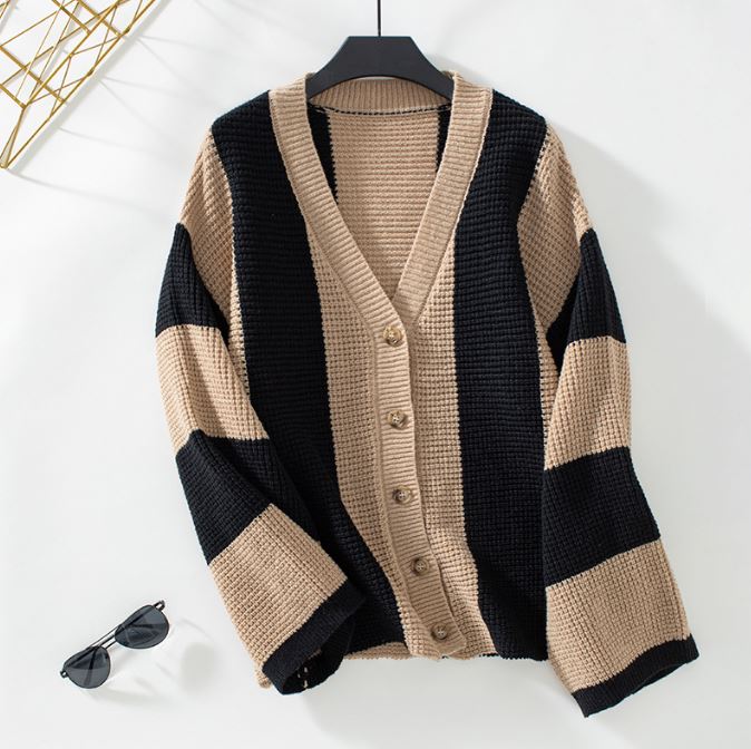 Autumn and Winter New Casual Loose Women's Knitted Shirt