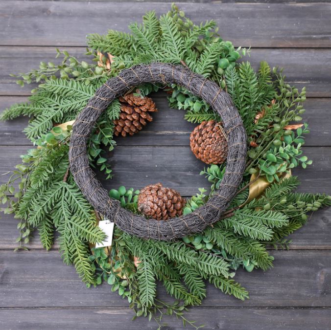 New Pinecone Flower Crown Door Hanging Pendant