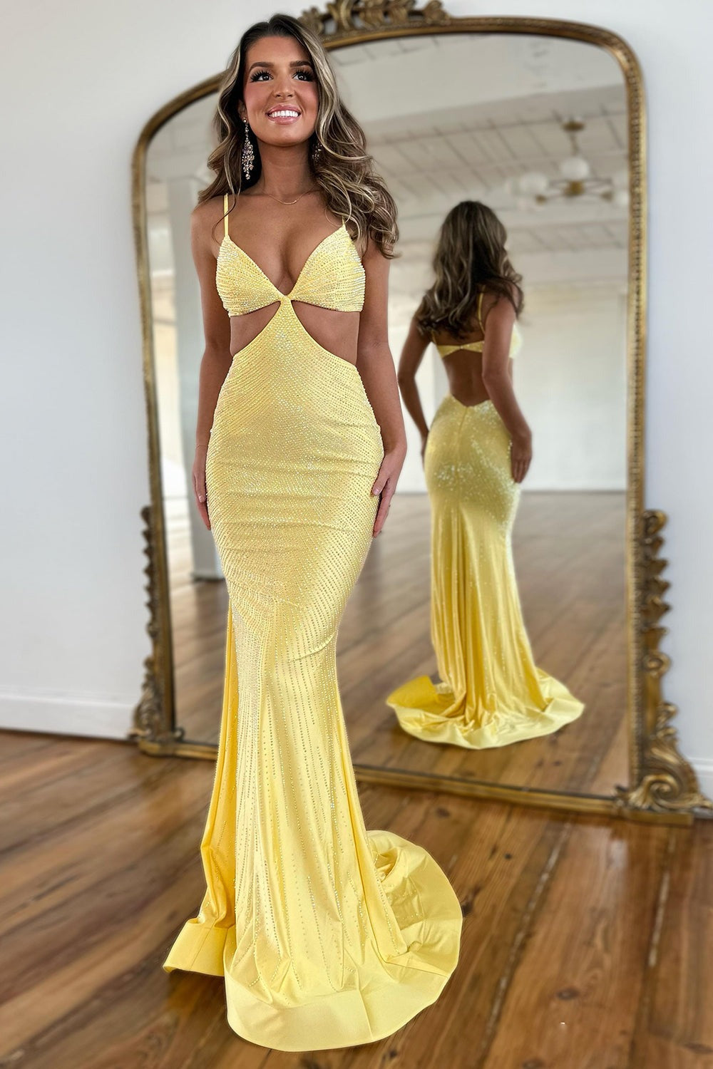 Charming V Neck Mermaid Yellow Satin Long Prom Dresses with Beading