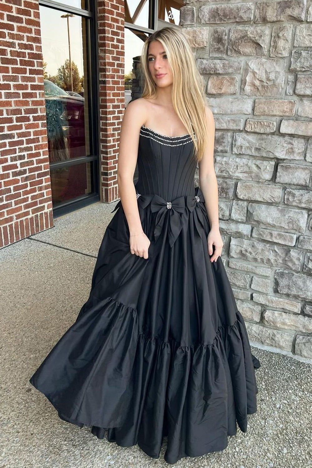 Cute Ball Gown Satin Scoop Neck Long Prom Dresses with Beading