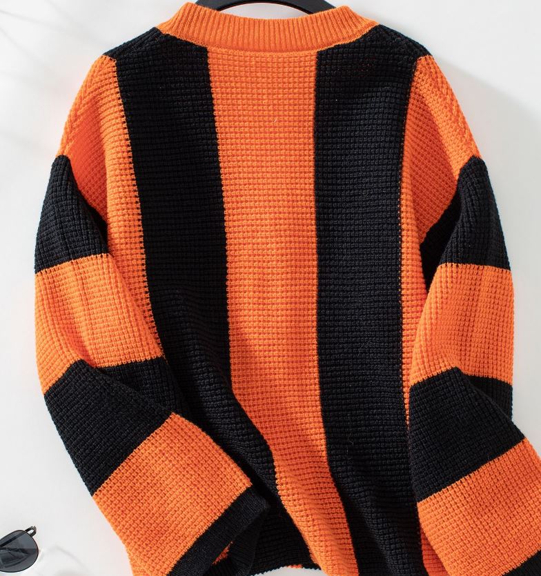 Autumn and Winter New Casual Loose Women's Knitted Shirt