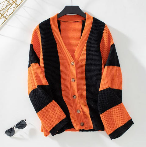 Autumn and Winter New Casual Loose Women's Knitted Shirt