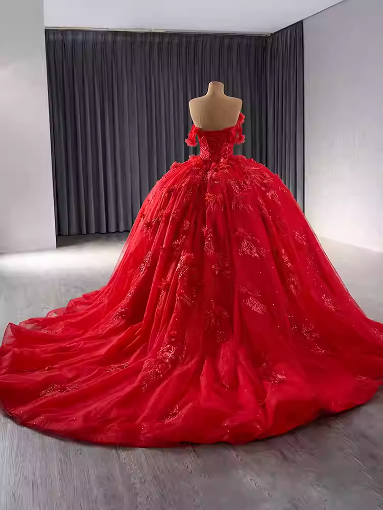 Elegant Strapless Red Tulle Ball Gown with Intricate Embroidered Detailing Prom Dress, BG022