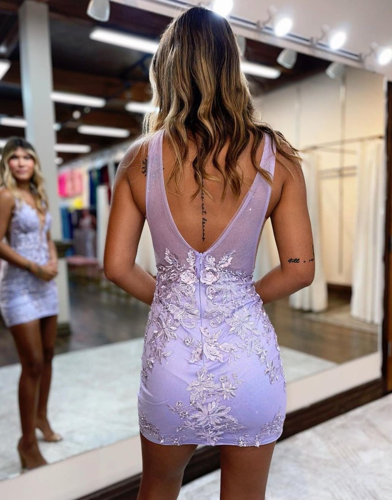 Deep V-Neck Bodycon  Homecoming Dresses With Applique