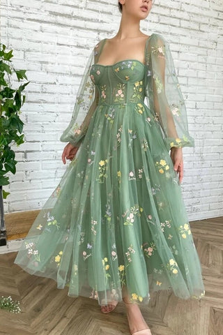 A-line Tulle Tea Length Sweetheart Prom Dresses With Embroidery