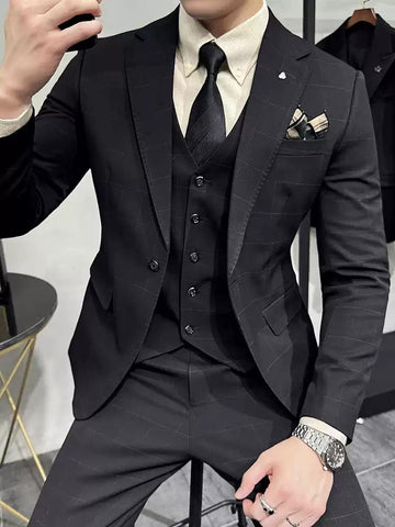 Sophisticated Men's Three - Piece Grey Tweed Suit with Double - breasted Vest , XZ003