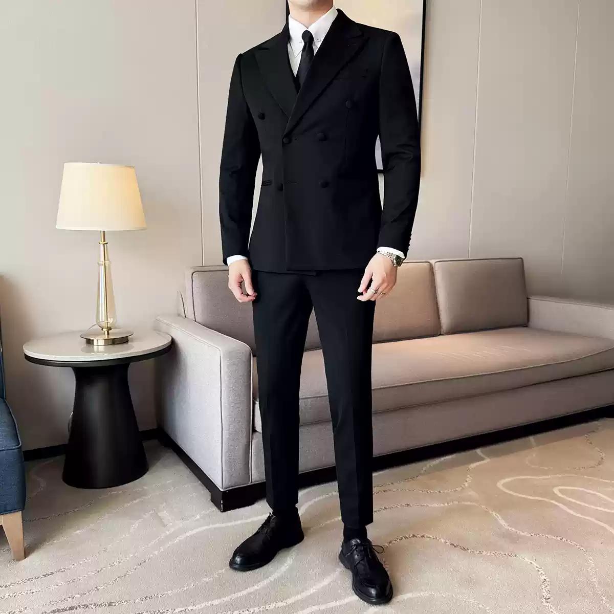 Dapper Men's Three - Piece Brown Suit with Double - breasted Blazer , XZ007