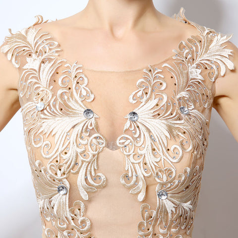 Exquisite Sleeveless Mermaid - style Evening Gown with Intricate Floral Embroidery - Elegant Tulle Prom Dress,LX036