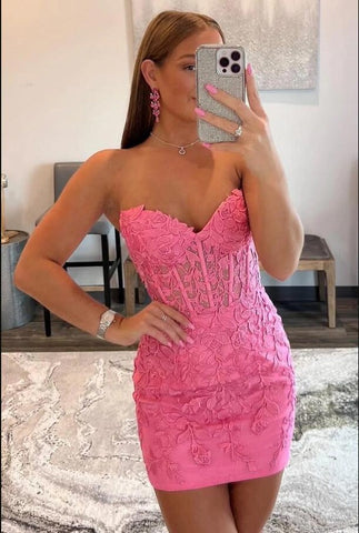 Tight  Homecoming Short Dress with Appliques
