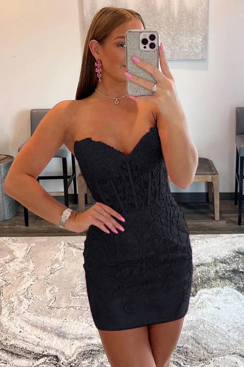 Tight  Homecoming Short Dress with Appliques