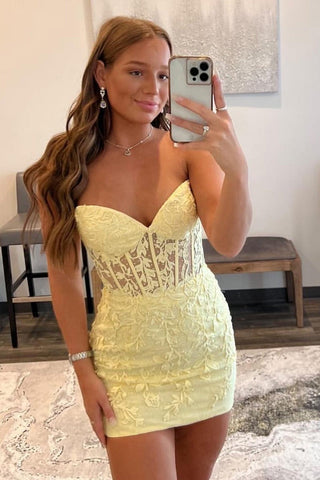 Tight  Homecoming Short Dress with Appliques