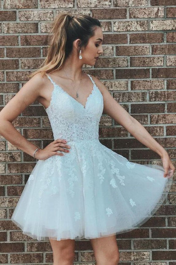 A-line Tulle V-neck Lace Homecoming Dresses, School Event Dresses