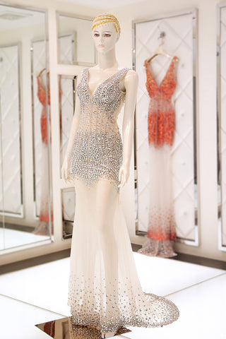 Glamorous V - Neck Sleeveless Mermaid Gown with Gradient Red Sequin Embellishment Prom Dress, YLN030
