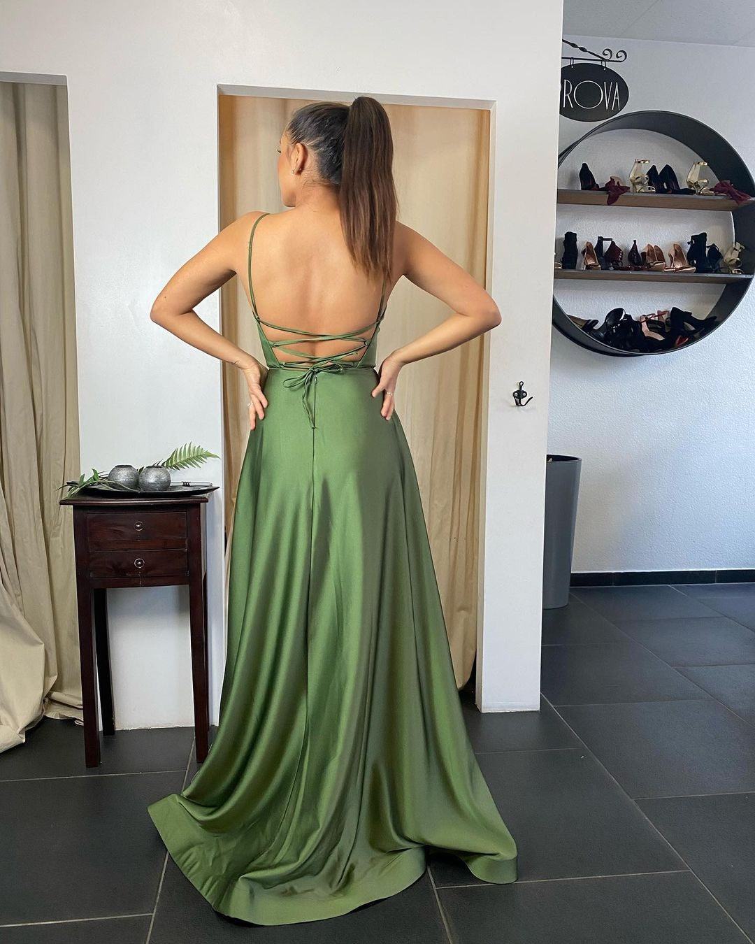 Elegant and Chic Spaghetti Strap Prom Gown with Pockets
