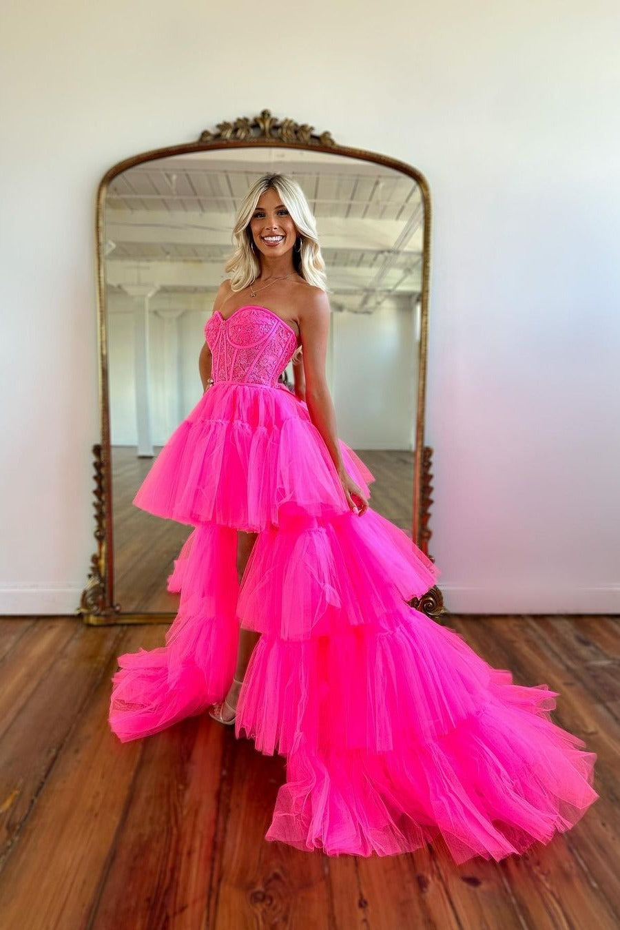 Elegant Rose Prom Dress With  Tulle Train and Sleeveless Gown