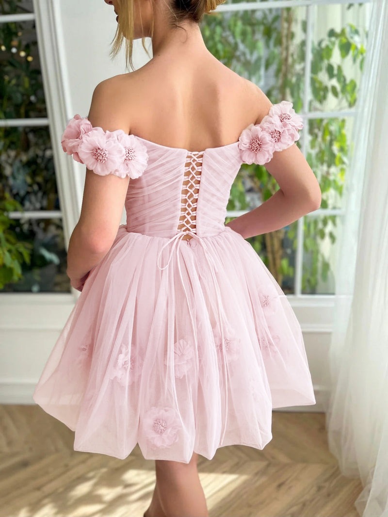 Short Corset Strapless Tulle Homecoming Dress