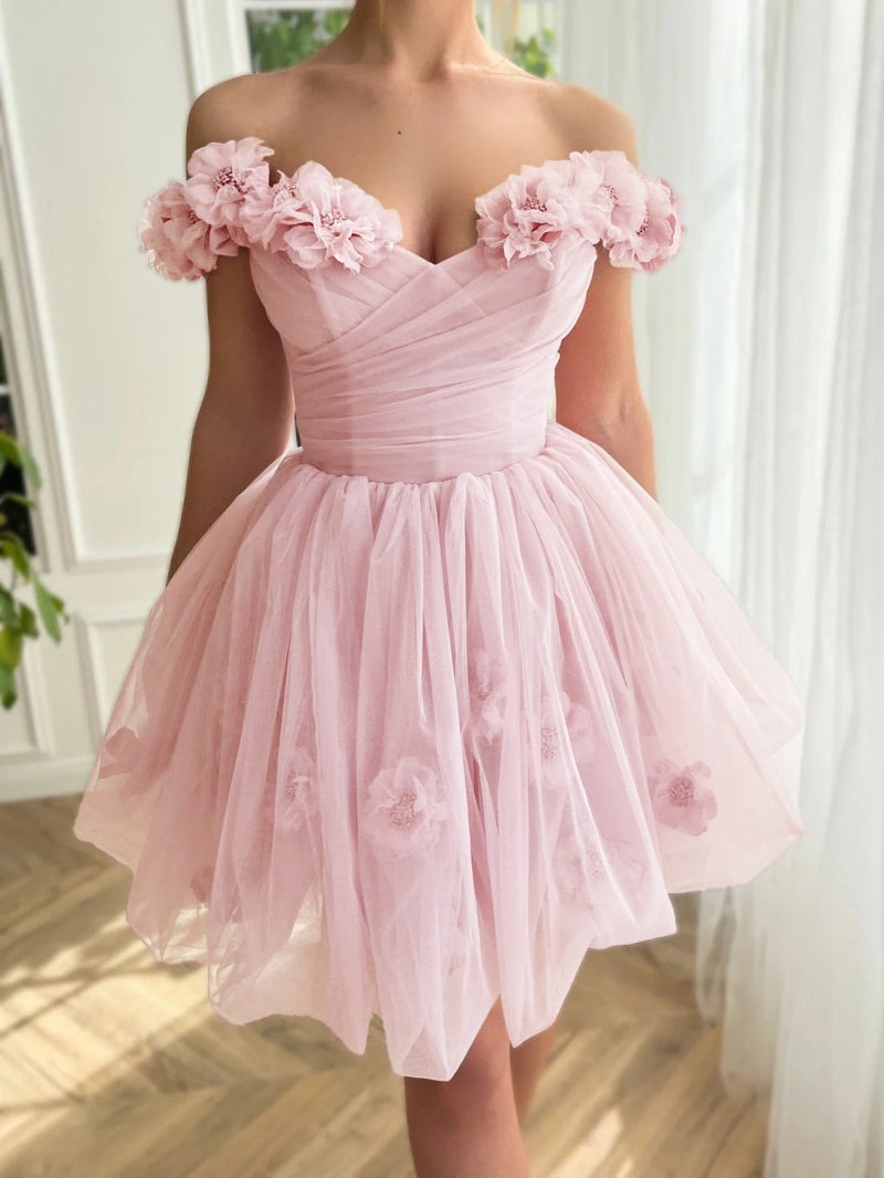 Short Corset Strapless Tulle Homecoming Dress