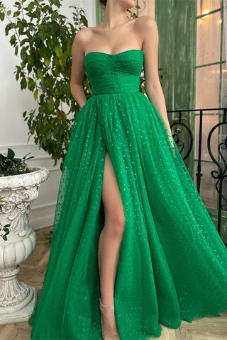 Radiant Tulle Prom Gown with Dazzling Sweetheart Neckline and Elegant Side Split