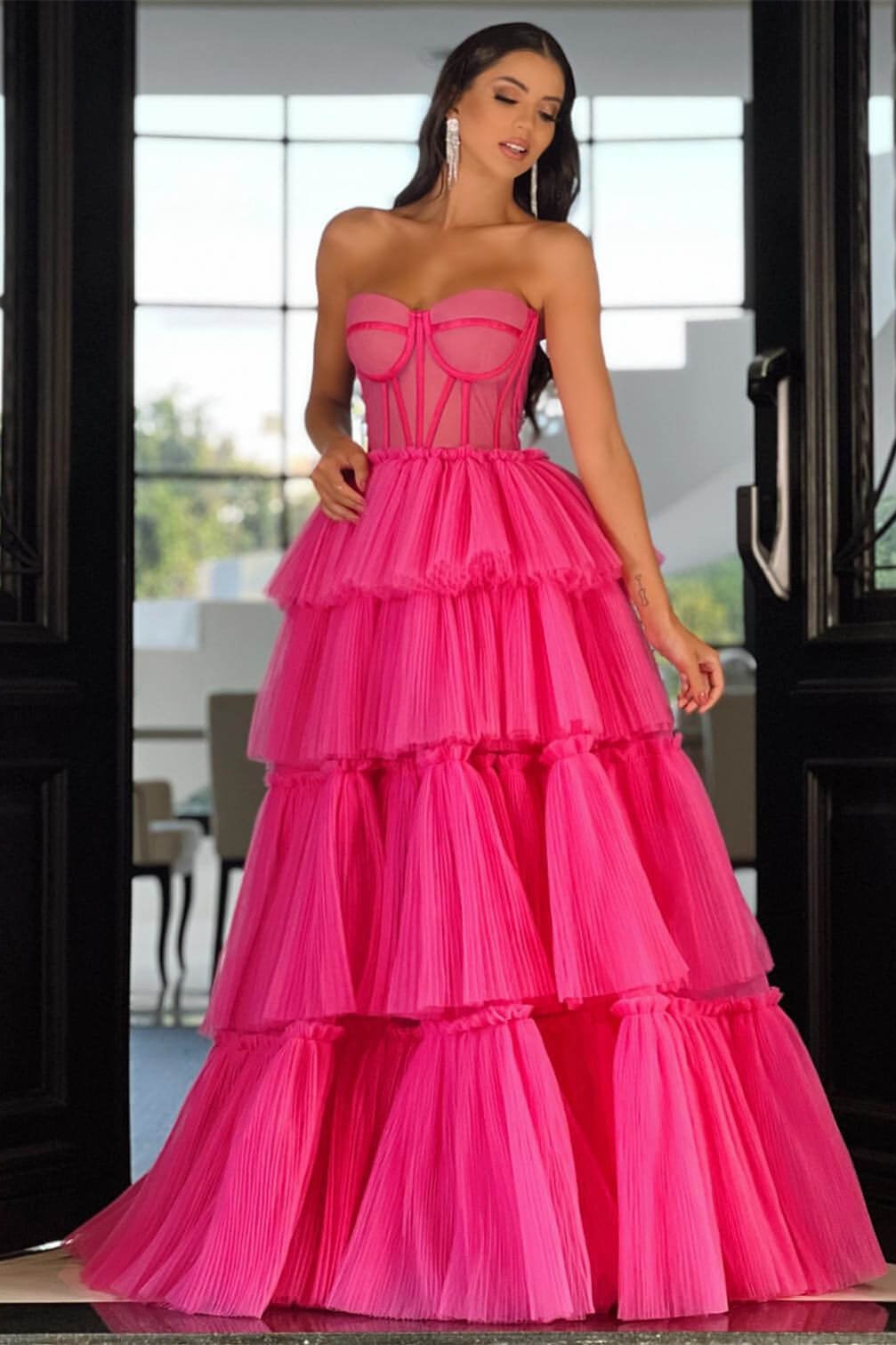 Sweetheart Prom Gown with Flowing Layers