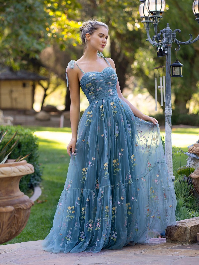 Tulle Sweetheart Neck Floor Length  Embroidery Floral Prom Dress