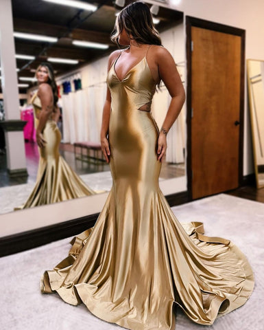 Mermaid V Neck Prom Gown with a Touch of Glamour